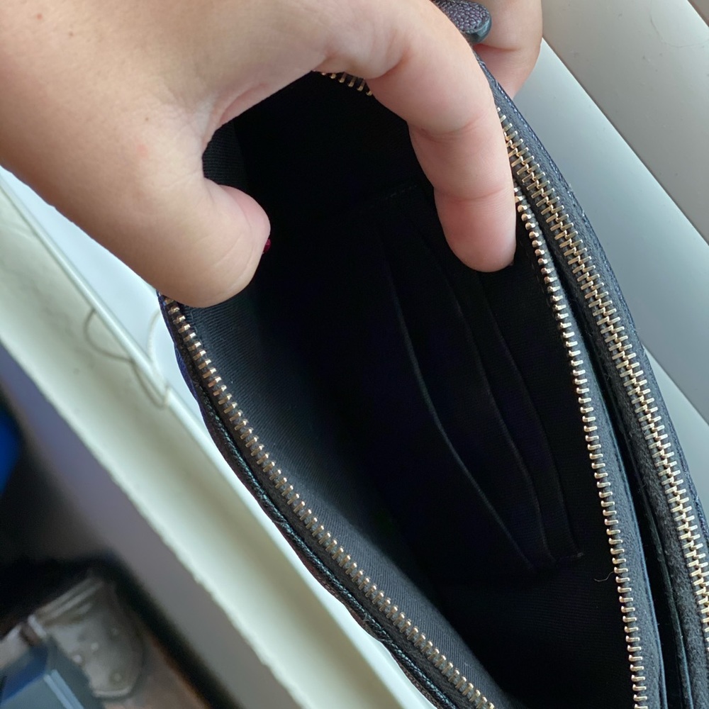 🦄 Chanel Double Zip Clutch✨ RARE - Picture 6 of 10